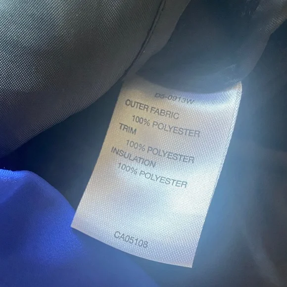 Descente NWOT Puffer Vest Women Size 10 Perfect for Skiing or Layers - Picture 7 of 8